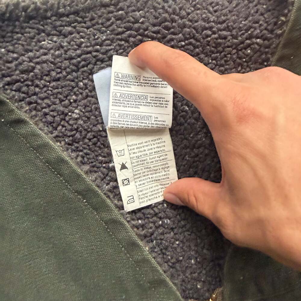 Carhartt V13MOS Sherpa Lined Vest - Picture 4 of 8